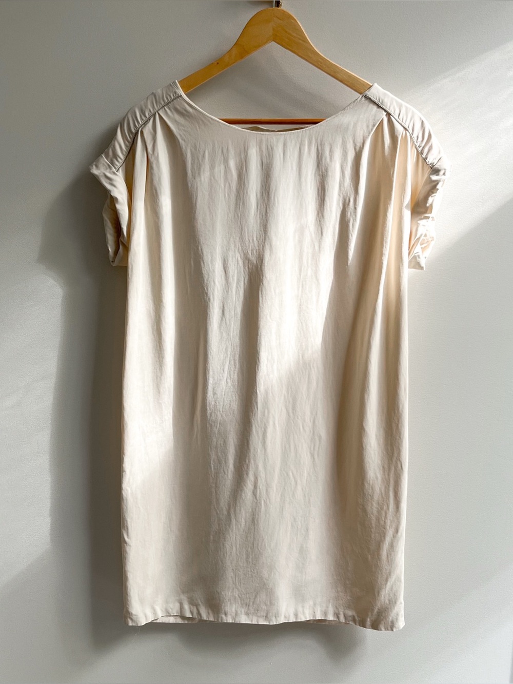 Embellished Twist Back Cap Sleeve Mini Shift Dress Cream S
